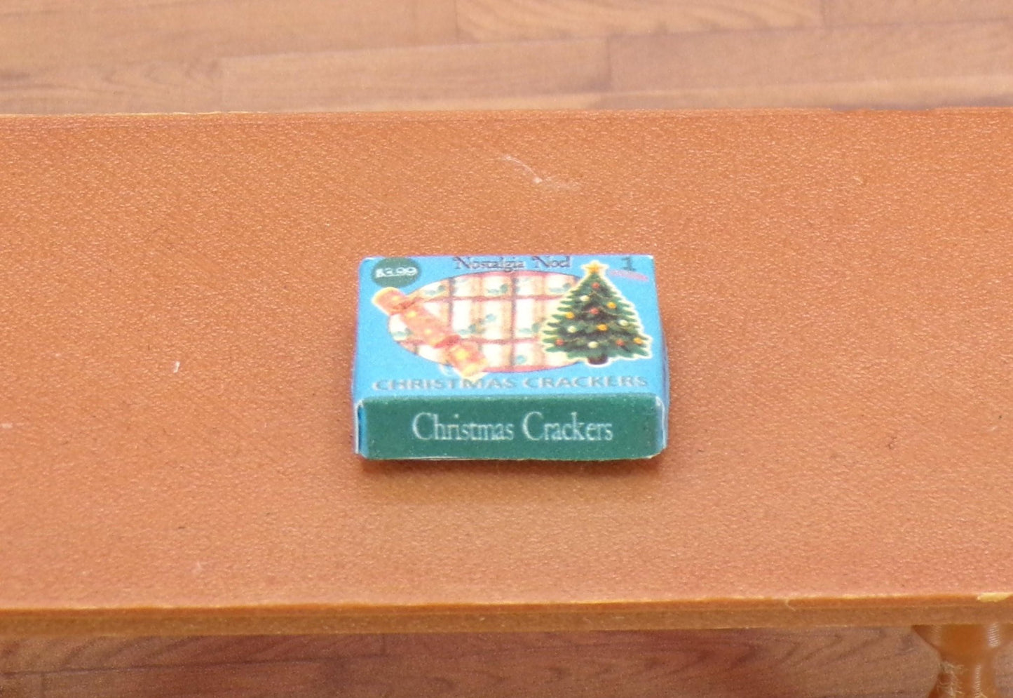 1:24 Scale 12 Christmas Crackers and Box - MstrcrftMinis - 1170