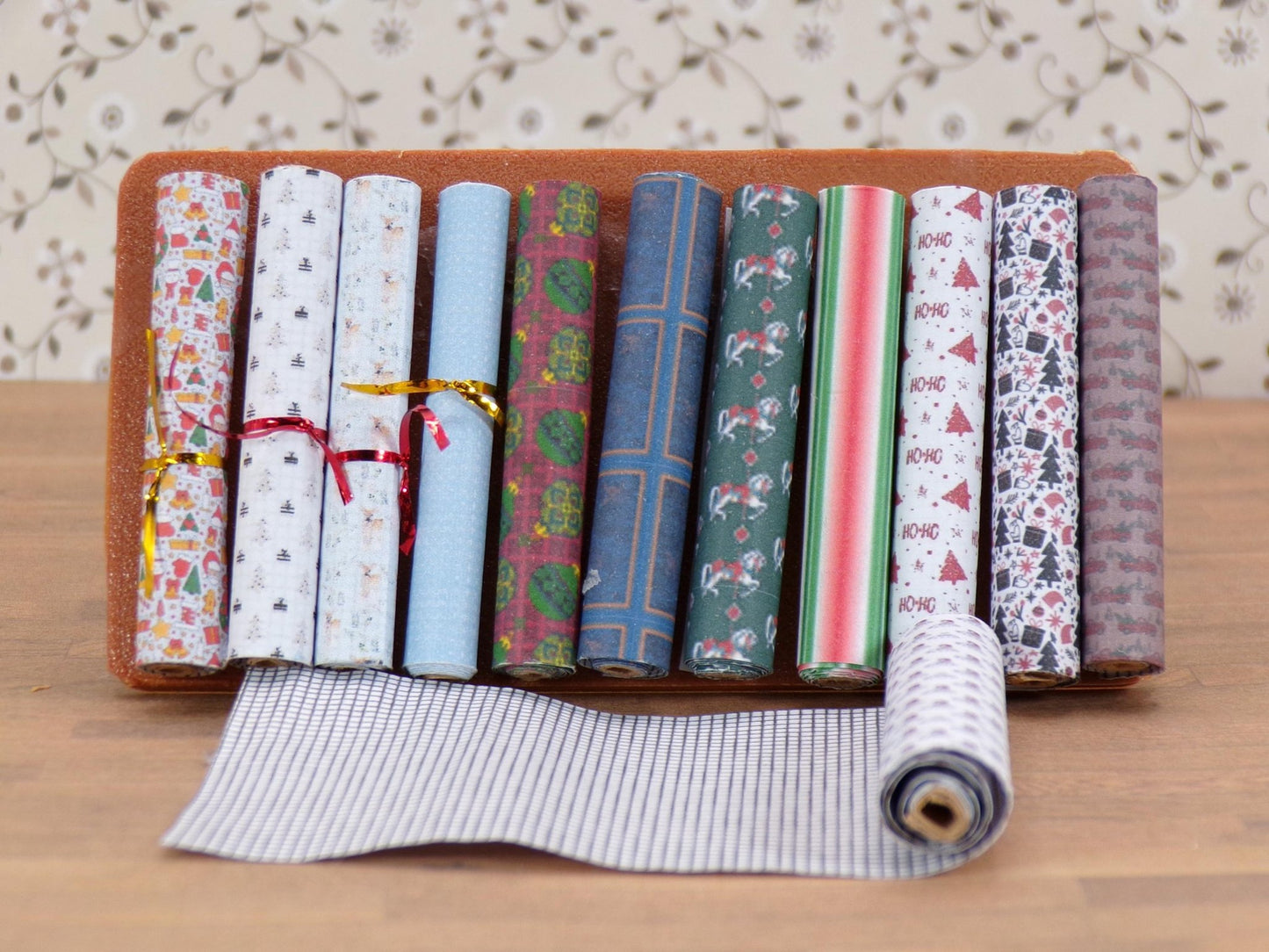 1:24 Scale Jumbo Size Rolls of Unrollable / Usable Christmas Wrapping Paper - MstrcrftMinis - 1129