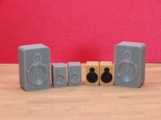 1:24 Scale Miniature Speaker Sets (Grey, Woodgrain) - 1/25 Scale and G Scale Compatible - MstrcrftMinis - 1280