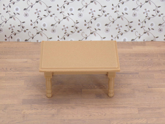 1:24 Scale Smooth Top Kitchen Table - 1/25, G Scale - MstrcrftMinis - 1292