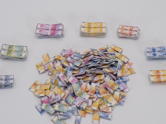 It's All About the Money, Money, Money - 1:24 Scale Stacks of Money - Euro - MstrcrftMinis - 1038 - EURO