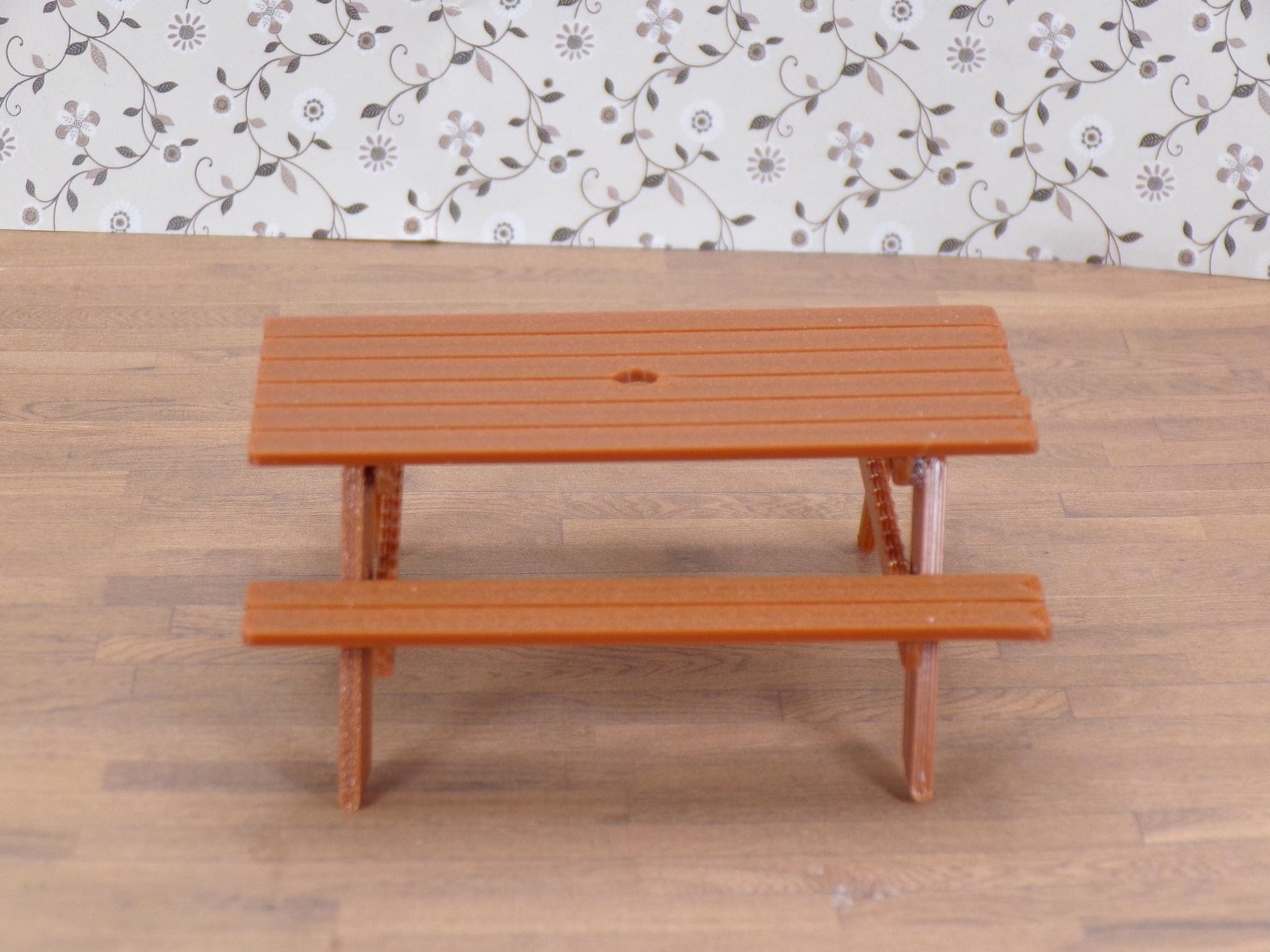 1:24 Scale "A" Frame Picnic Table - MstrcrftMinis - 1131