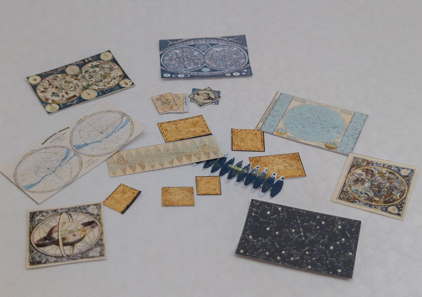 1:24 Scale Antique Maps and Frames - MstrcrftMinis - 1024