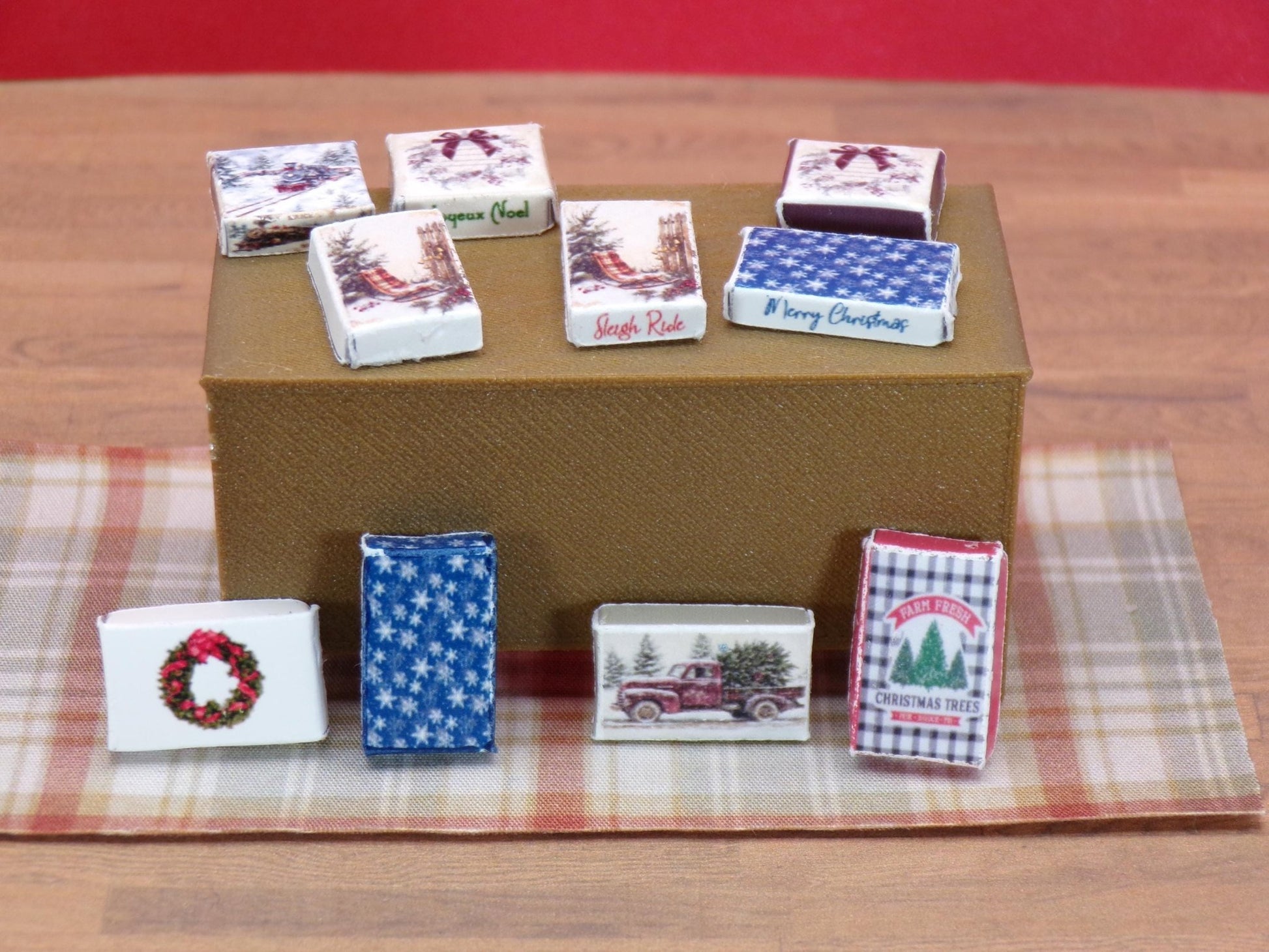 1:24 Scale Christmas Gift Boxes - Robe, Shirt, and Square Sizes - 24 In All - MstrcrftMinis - 1019