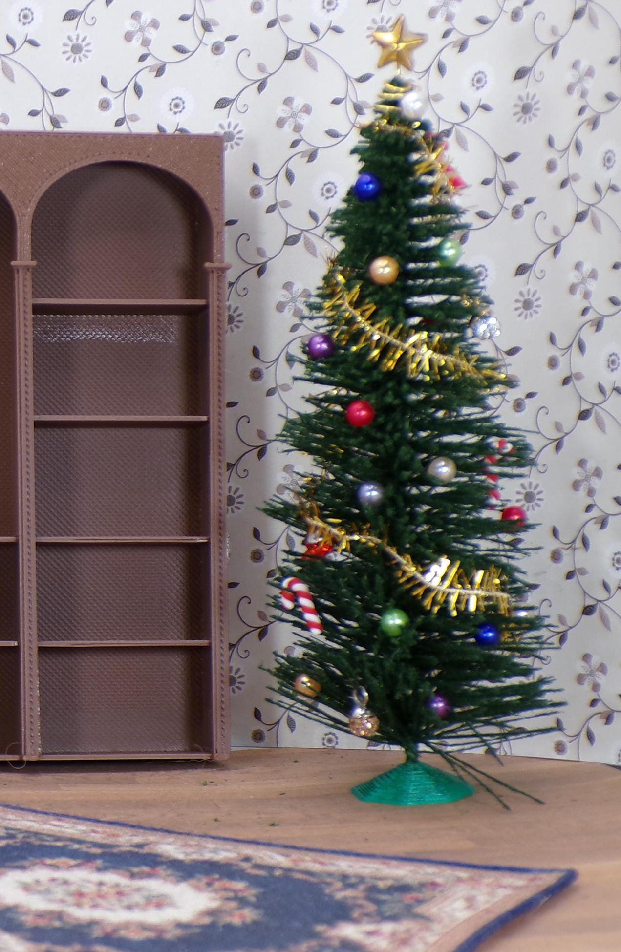 1:24 Scale Christmas Tree Decorating Kit - MstrcrftMinis - 1070