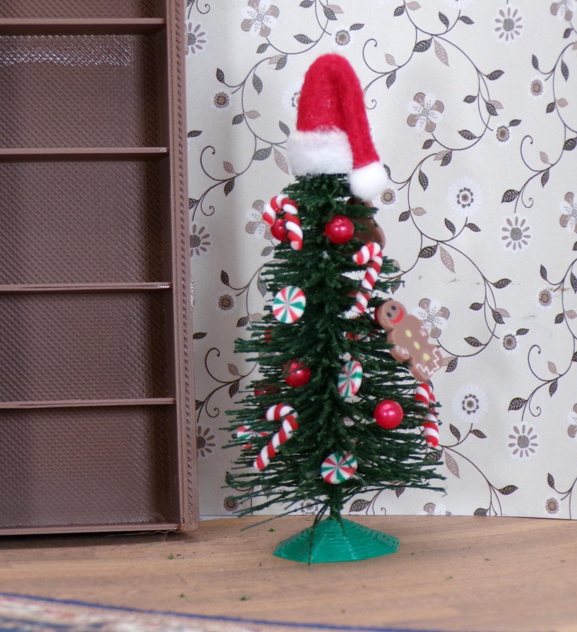 1:24 Scale Christmas Tree Decorating Kit - MstrcrftMinis - 1070