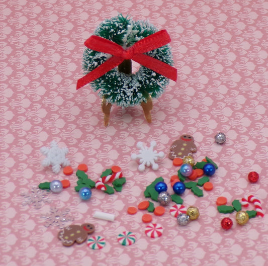 1:24 Scale Christmas Wreath Decorating Kit - MstrcrftMinis - 1065