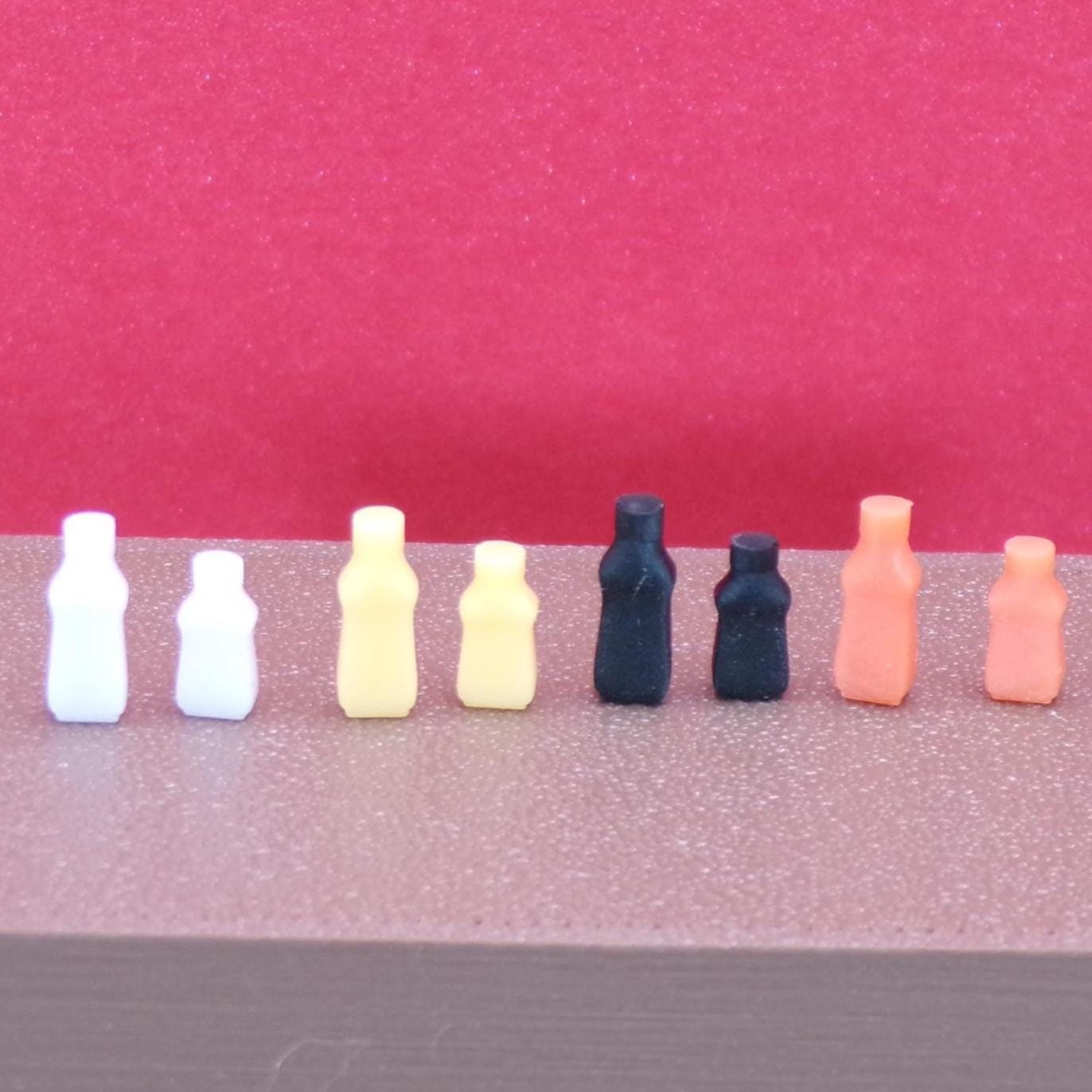 1:24 Scale Condiment, Kitchen & Bathroom Bottle Set (4) – 8 Colors Available - MstrcrftMinis - 1397