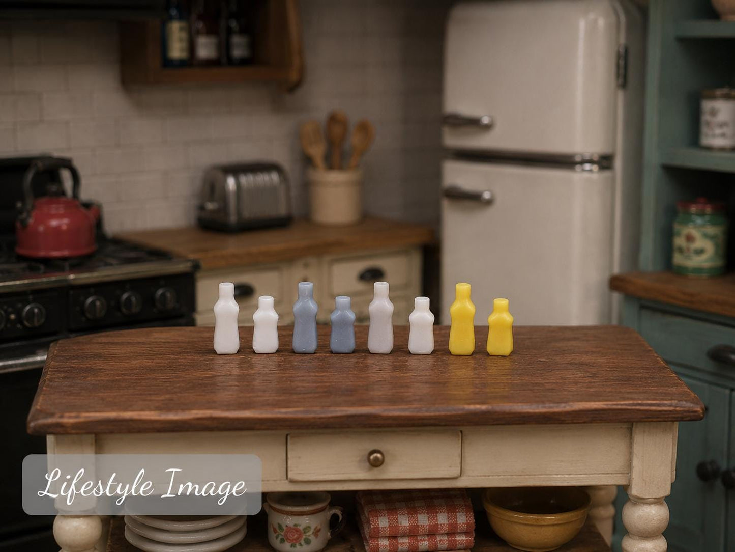 1:24 Scale Condiment, Kitchen & Bathroom Bottle Set (4) – 8 Colors Available - MstrcrftMinis - 1397
