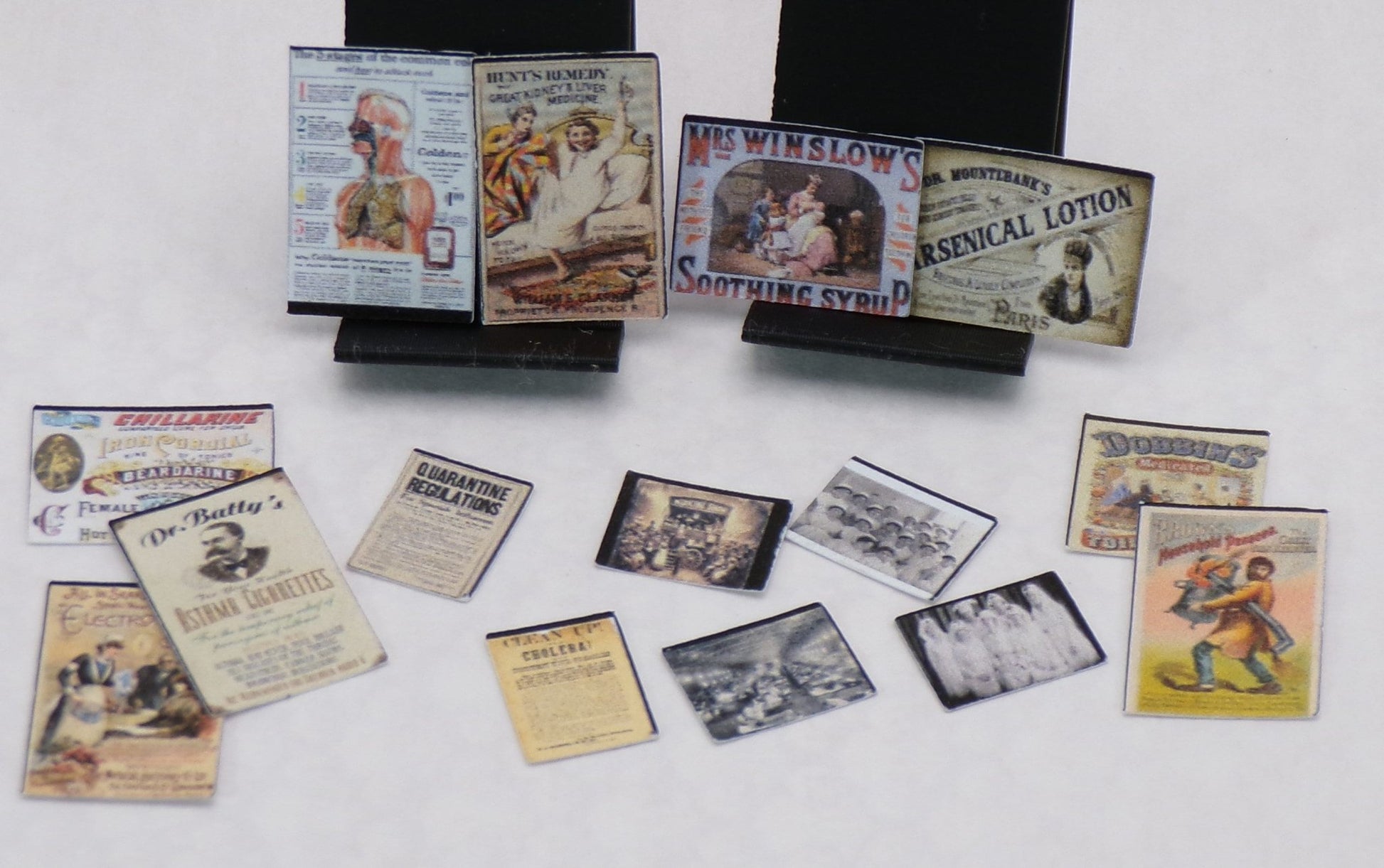 1:24 Scale Doctor's Office Files - Test Results, X - rays, Office Artwork, Educational Posters, Patient Files - MstrcrftMinis - 