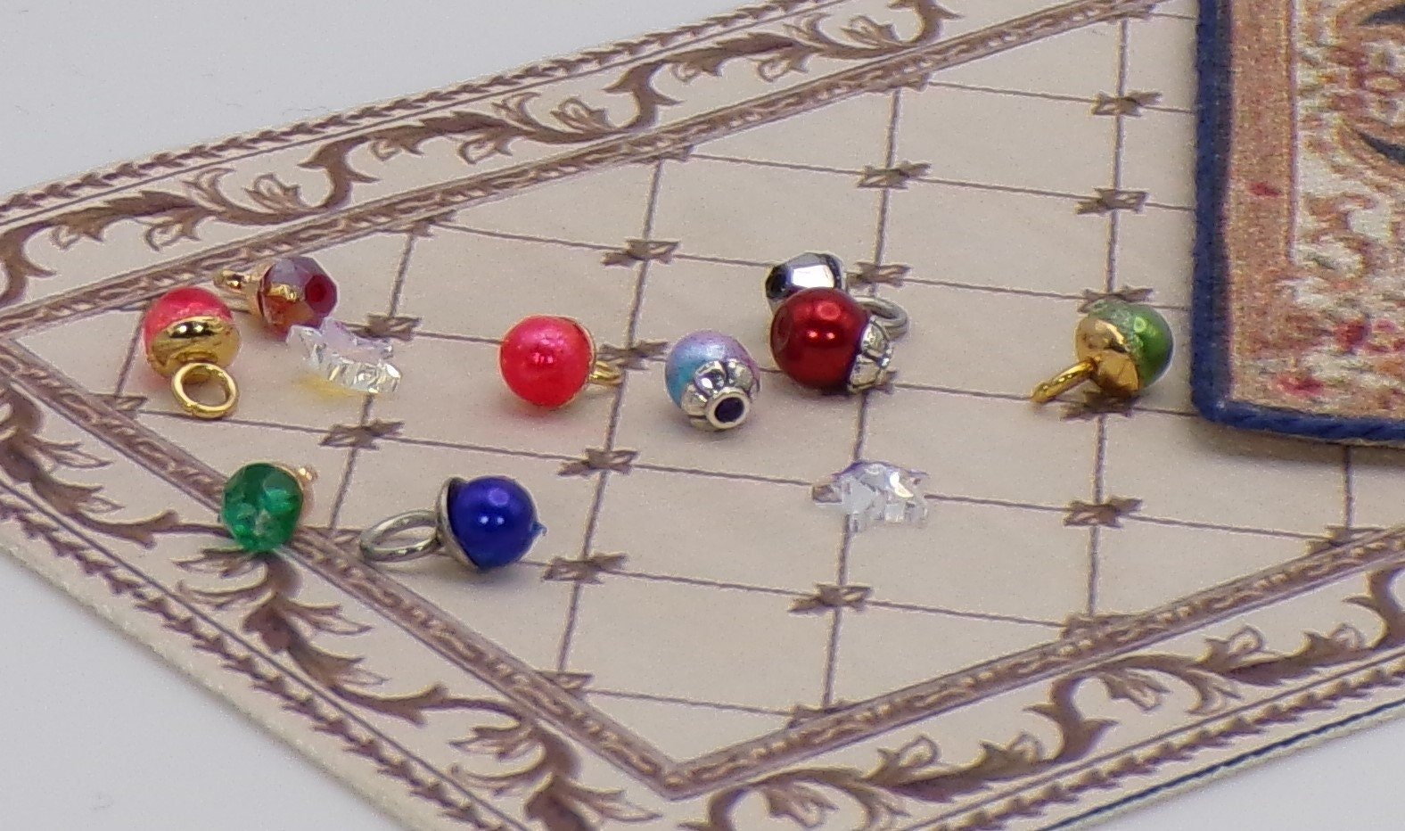 1:24 Scale Fancy Christmas Ornaments - MstrcrftMinis - 1068