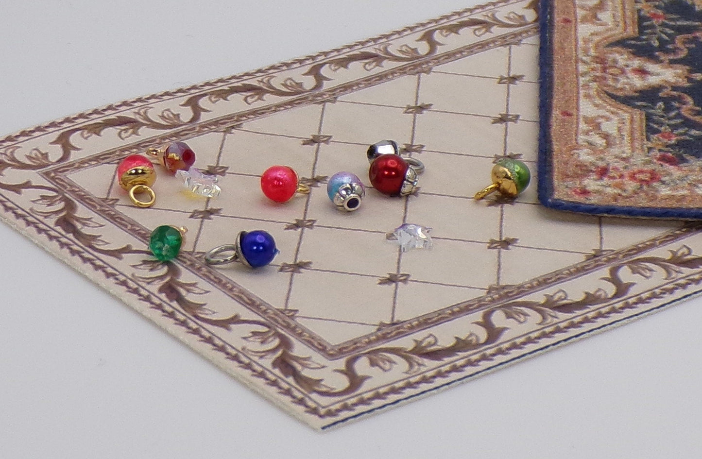 1:24 Scale Fancy Christmas Ornaments - MstrcrftMinis - 1068