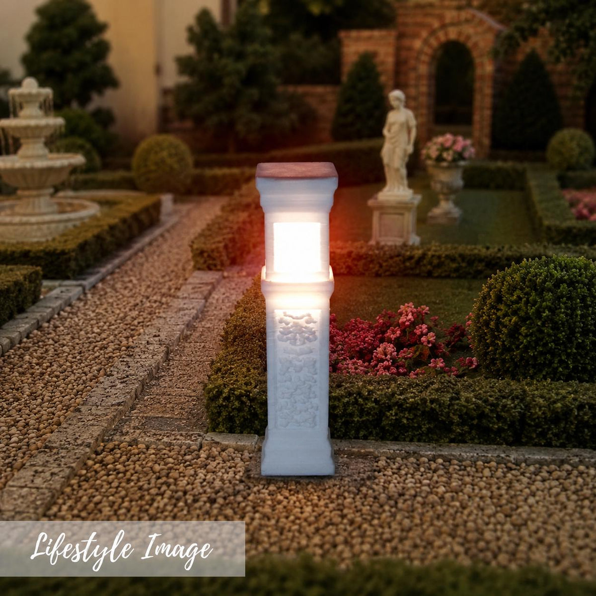 1:24 Scale Garden Post / Driveway Marker – Optional Light Kit - MstrcrftMinis - 1410