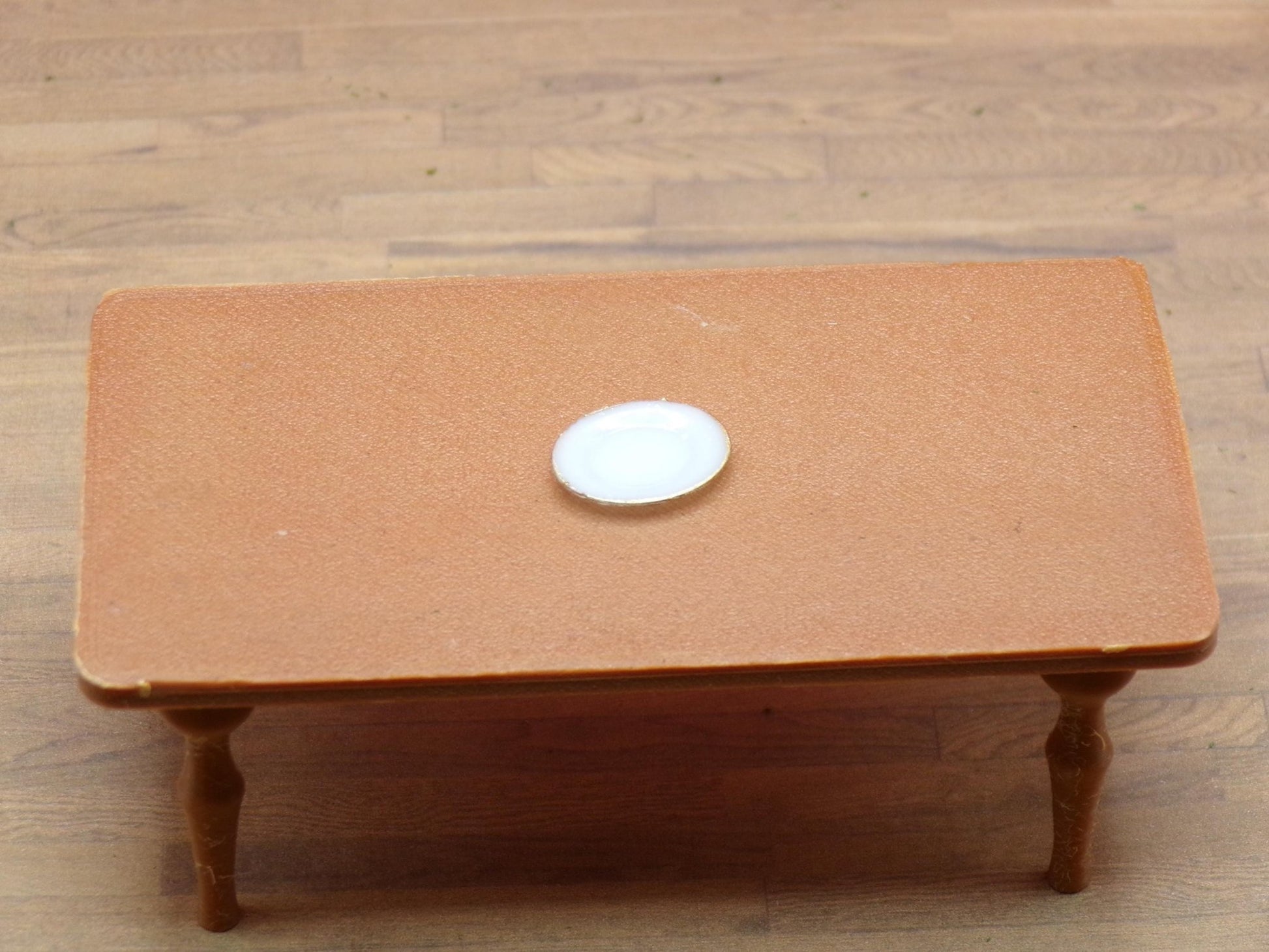 1:24 Scale Gold Rim or Fluted Serving Platters - MstrcrftMinis - 1165