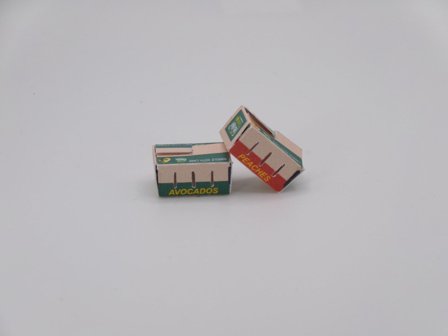 1:24 Scale Grocery Boxes - NEW Larger Strawberry Box Just Added! - MstrcrftMinis - 1031
