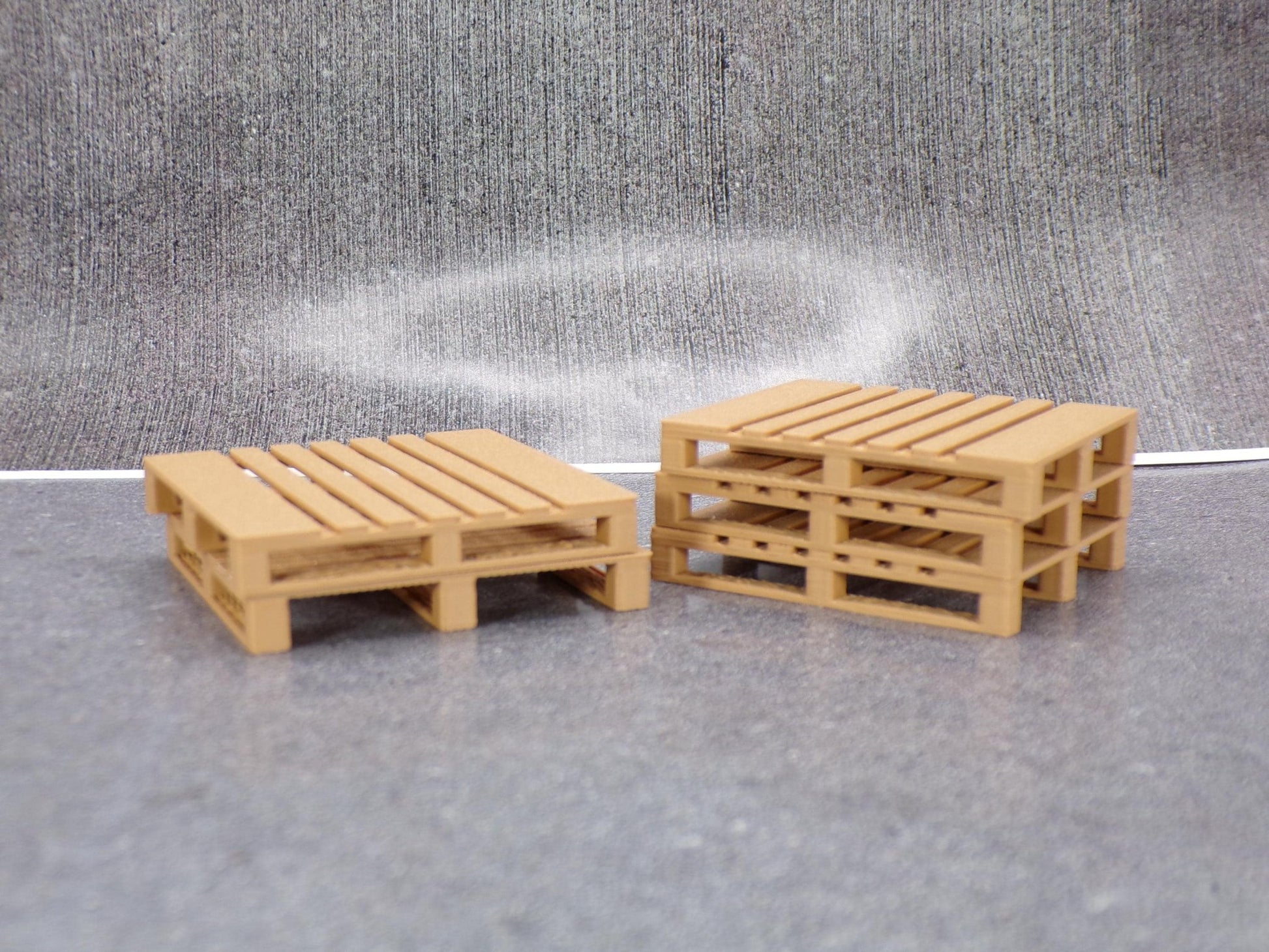 1:24 Scale Industrial Pallets - Great Addition to a Warehouse, Industrial, or Post - Apocalyptic Scene - MstrcrftMinis - 1204