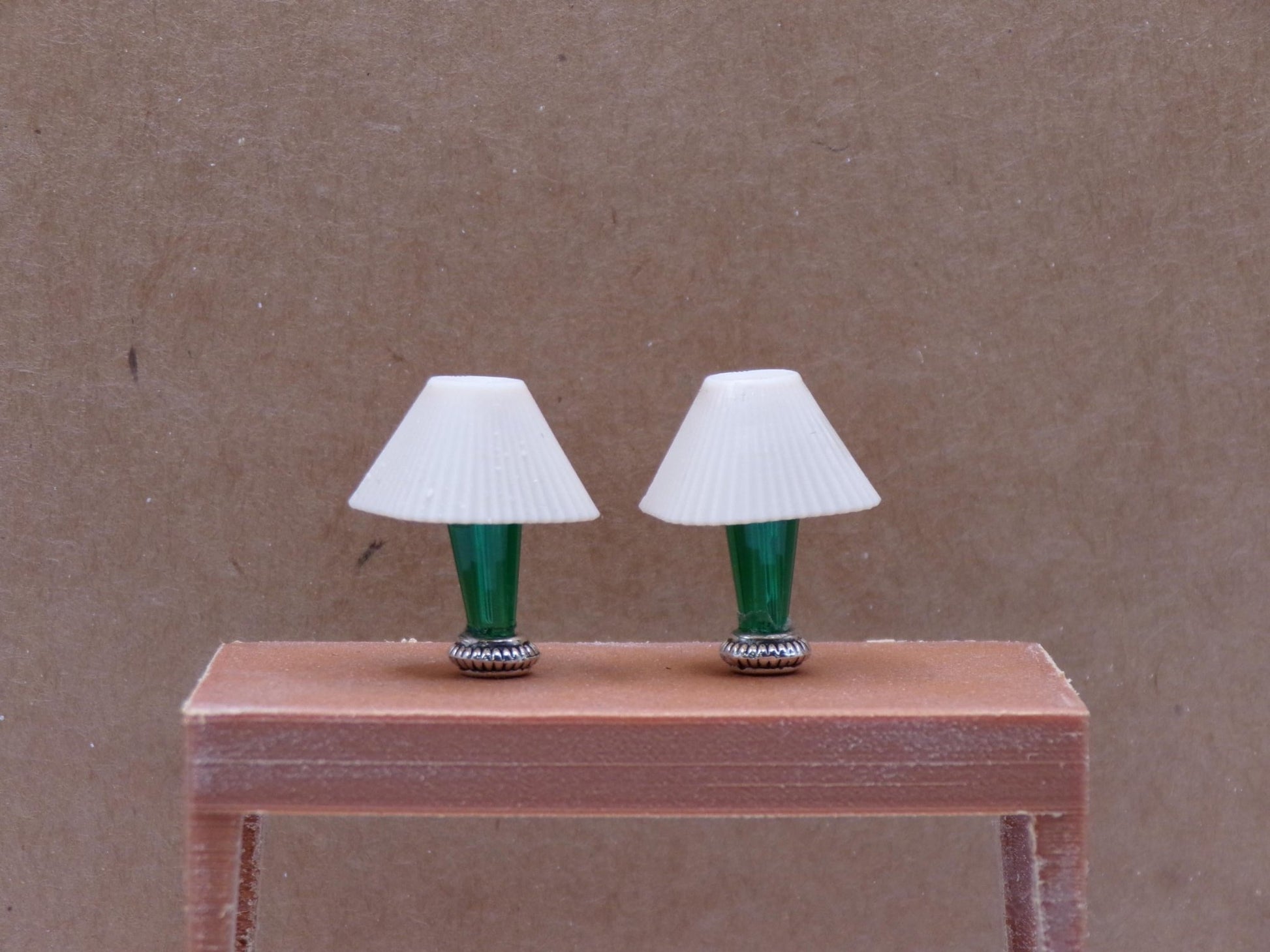 1:24 Scale Lamps - "Verde Élégance" – Artisan Lamp Pair - Handcrafted Charm in Every Detail - MstrcrftMinis - 1189 - E