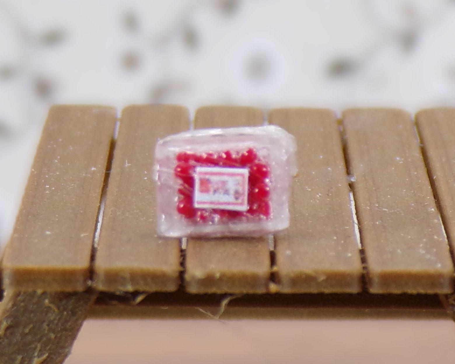 1:24 Scale Pints or Quarts of Cherry / Grape Tomatoes - MstrcrftMinis - 1107