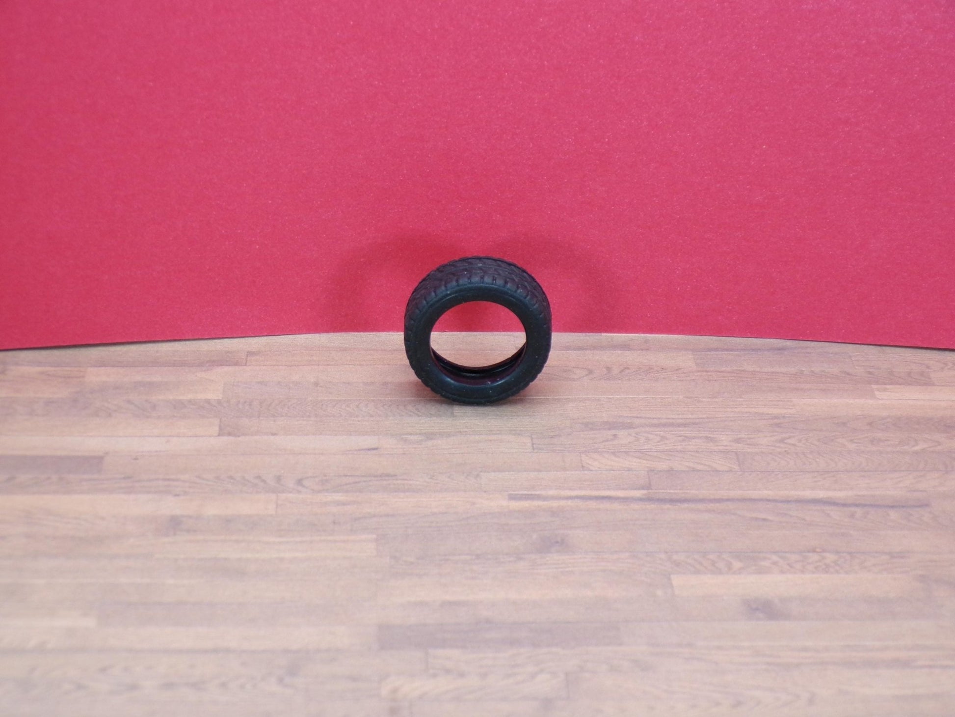 1:24 Scale Tires – Miniature Automotive Tires for Garages, Auto Shops & Dioramas - MstrcrftMinis - 1395