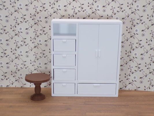 Bedroom Wardrobe – 1:24 Scale Miniature - MstrcrftMinis - 1326