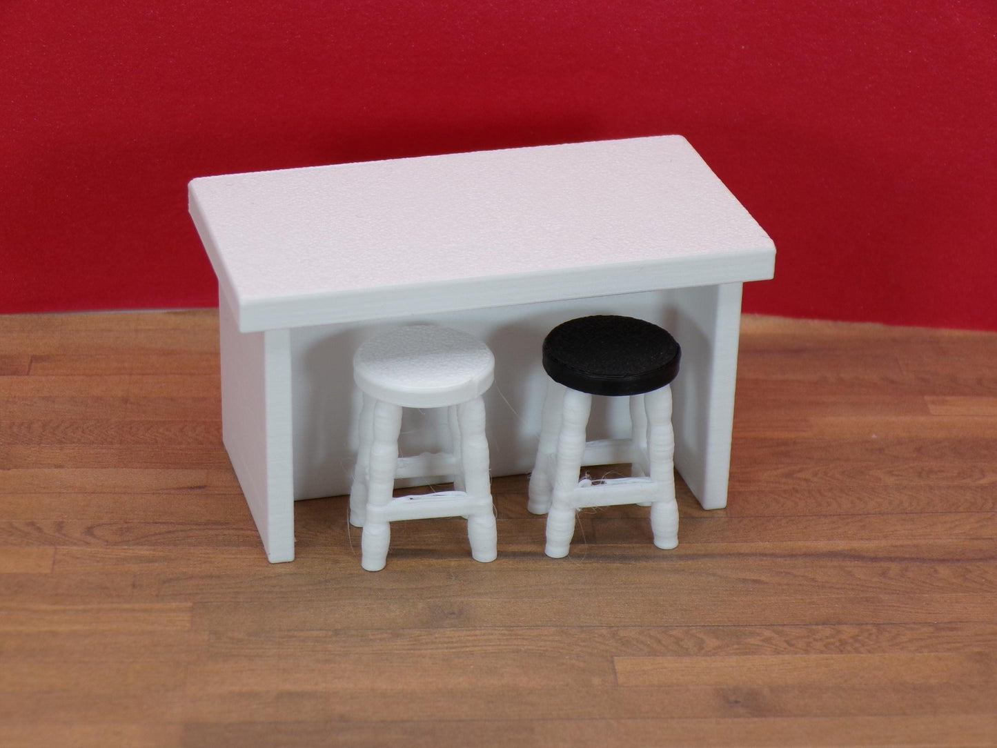 Breakfast Bar with 2 Stools – 1:24 Scale Miniature - MstrcrftMinis - 1404