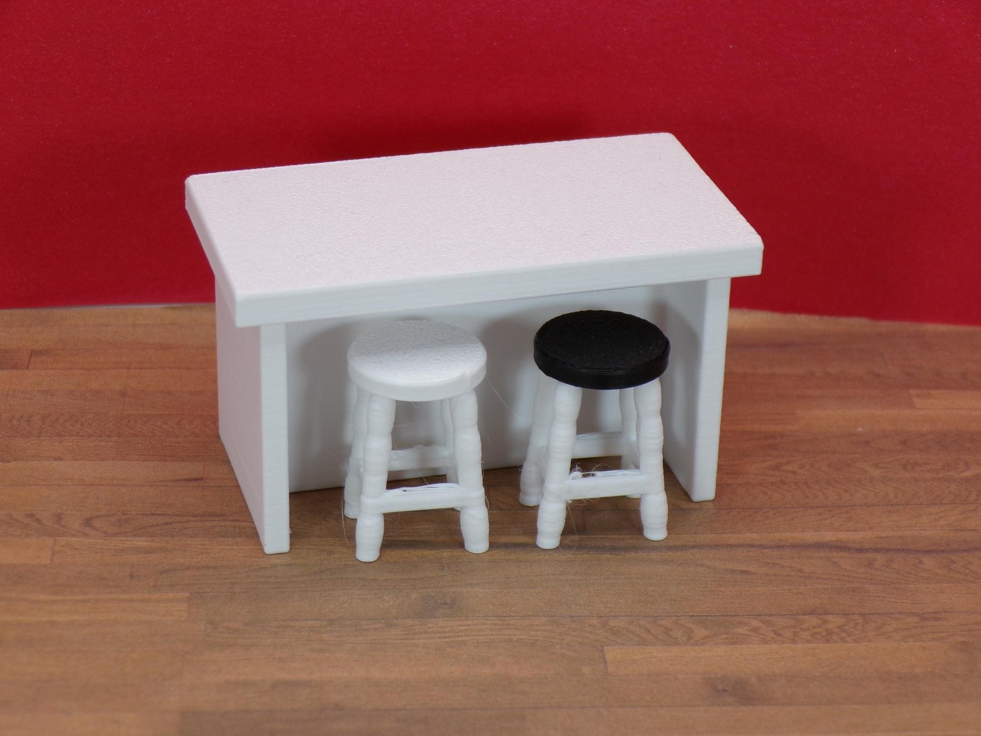 Breakfast Bar with 2 Stools – 1:24 Scale Miniature - MstrcrftMinis - 1404