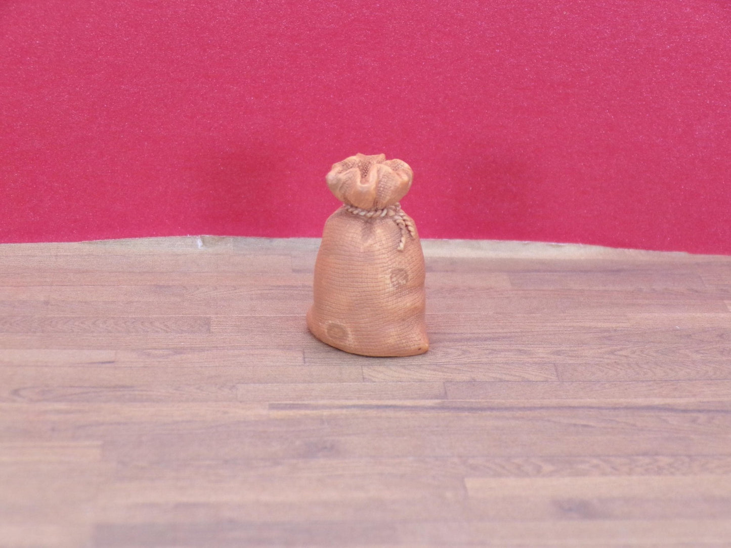 Burlap Sacks – 1:24 Scale Miniature Farm & General Store Sacks - MstrcrftMinis - 1386