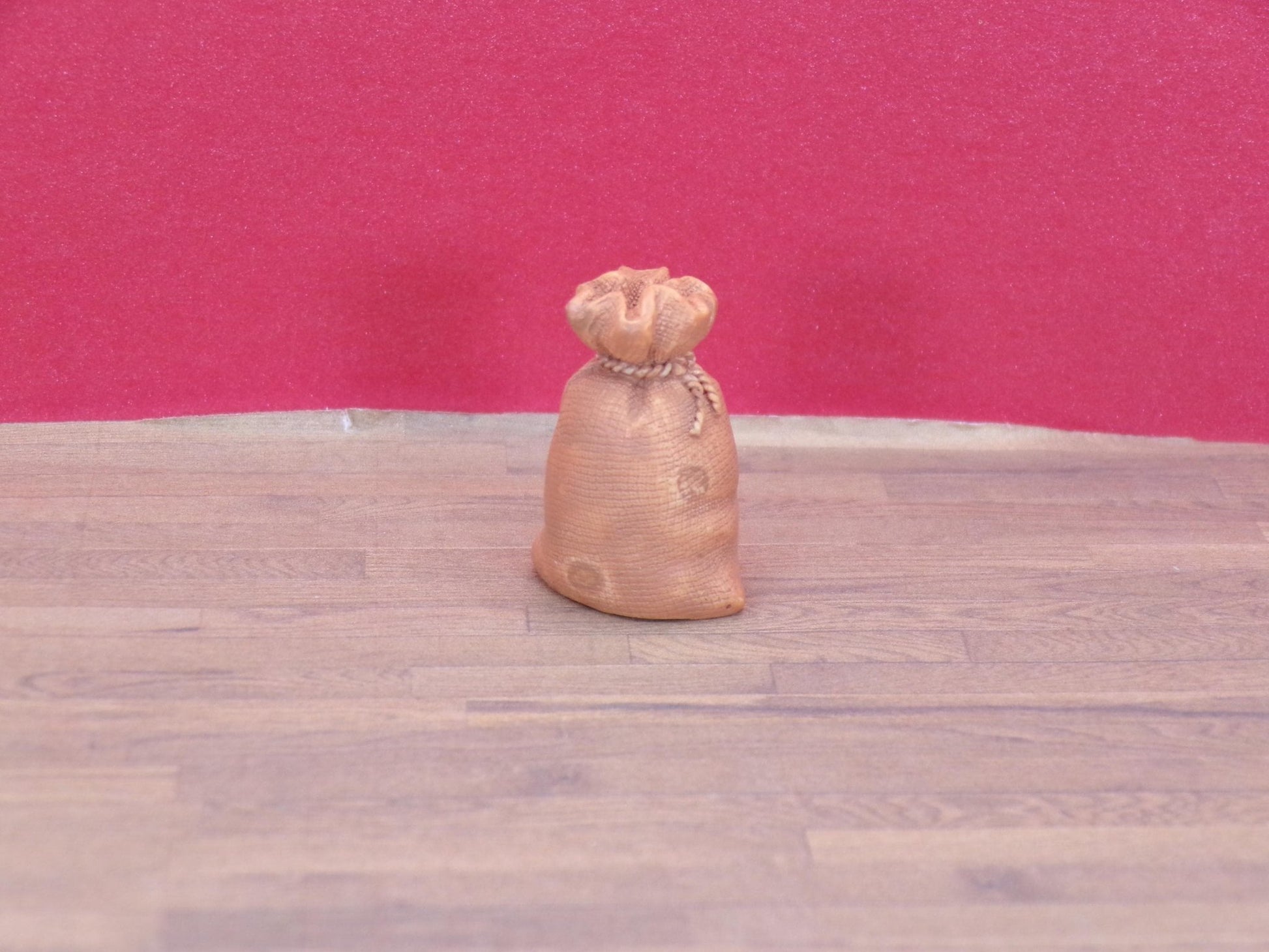 Burlap Sacks – 1:24 Scale Miniature Farm & General Store Sacks - MstrcrftMinis - 1386