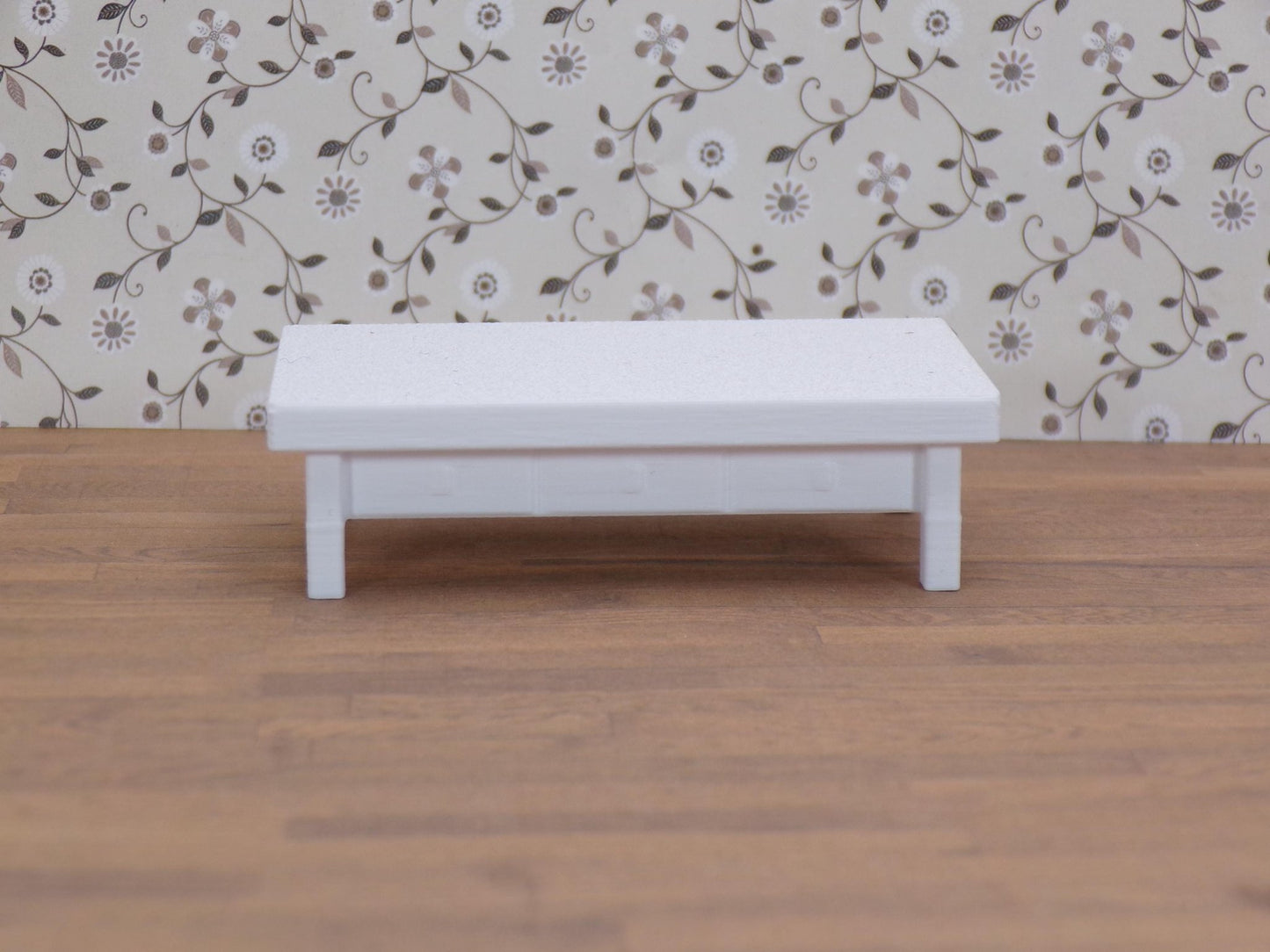 Coffee Table – 1:24 Scale Miniature - MstrcrftMinis - 1355