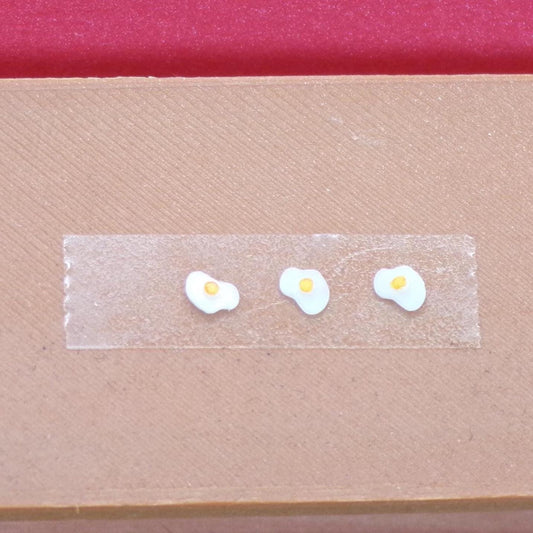 Fried Eggs – Set of 3 – 1:24 Scale Miniature - MstrcrftMinis - 1421