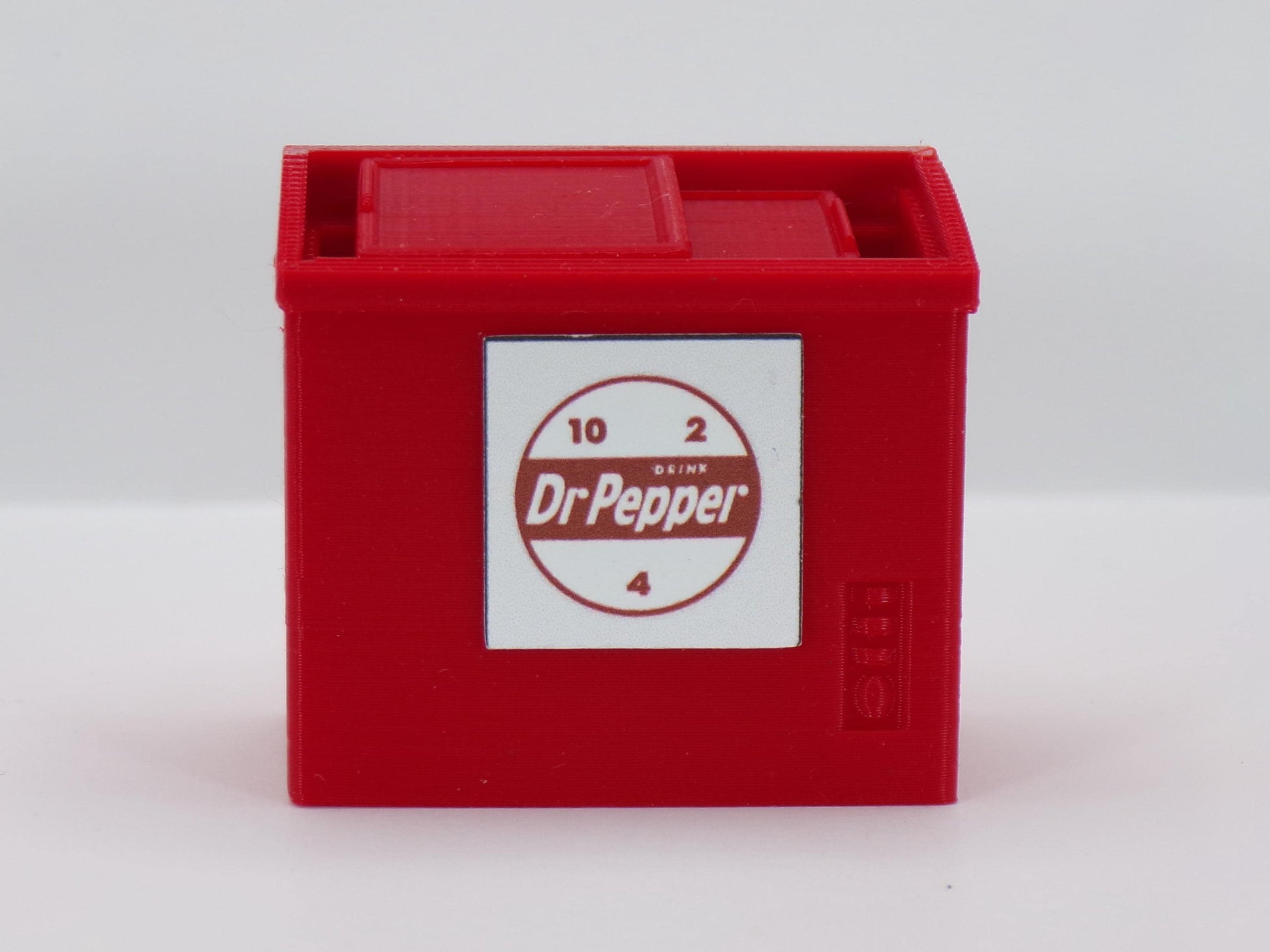 1:24 Scale Vintage Gas Station Cooler - Soda Pop, Ice Cream, Live Bait - Excellent Addition to Workshop, Garage, Industrial, or Gas Station