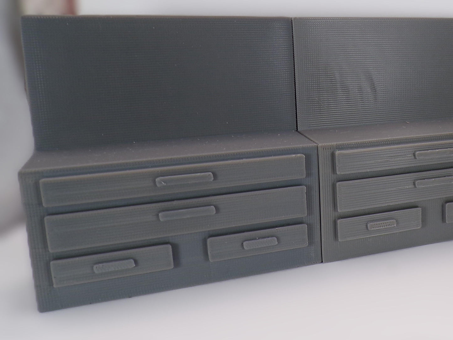 1:24 Scale Miniature Garage Mechanic’s Worktable with Drawers | Dollhouse Workshop Table | Scale Model Workbench for Dioramas