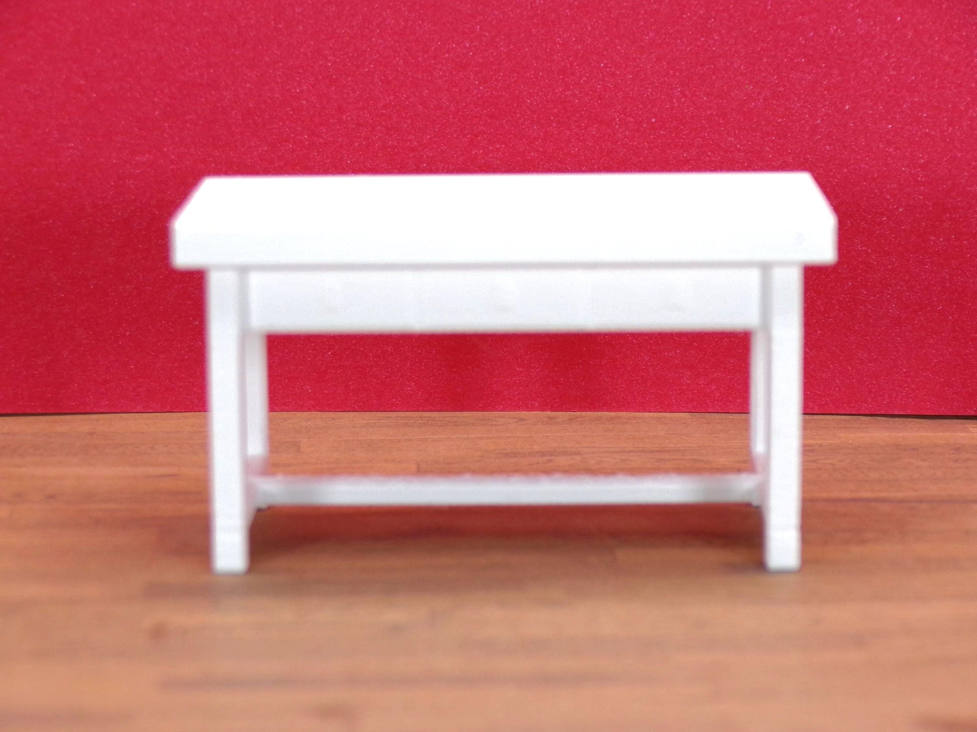 Home Workbench – 1:24 Scale Miniature