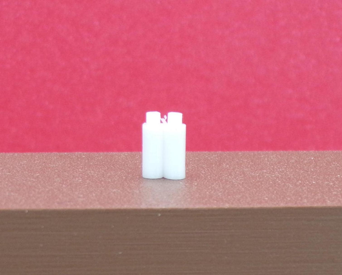 Shampoo, Conditioner & Lotion Containers Set – 1:24 Scale Miniature Bathroom Accessories