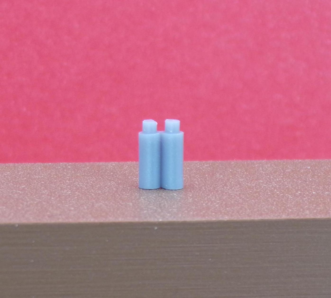 Shampoo, Conditioner & Lotion Containers Set – 1:24 Scale Miniature Bathroom Accessories