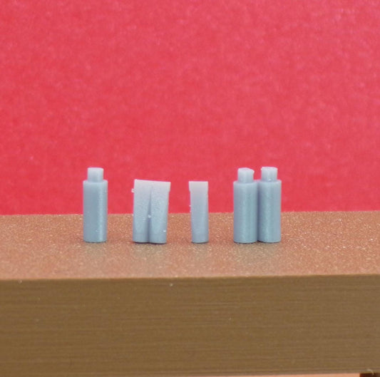 Shampoo, Conditioner & Lotion Containers Set – 1:24 Scale Miniature Bathroom Accessories