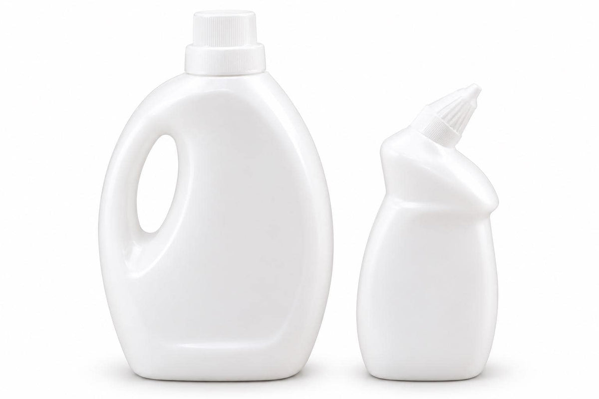 Laundry Detergent & Toilet Cleaner Bottles – 1:24 Scale Miniature