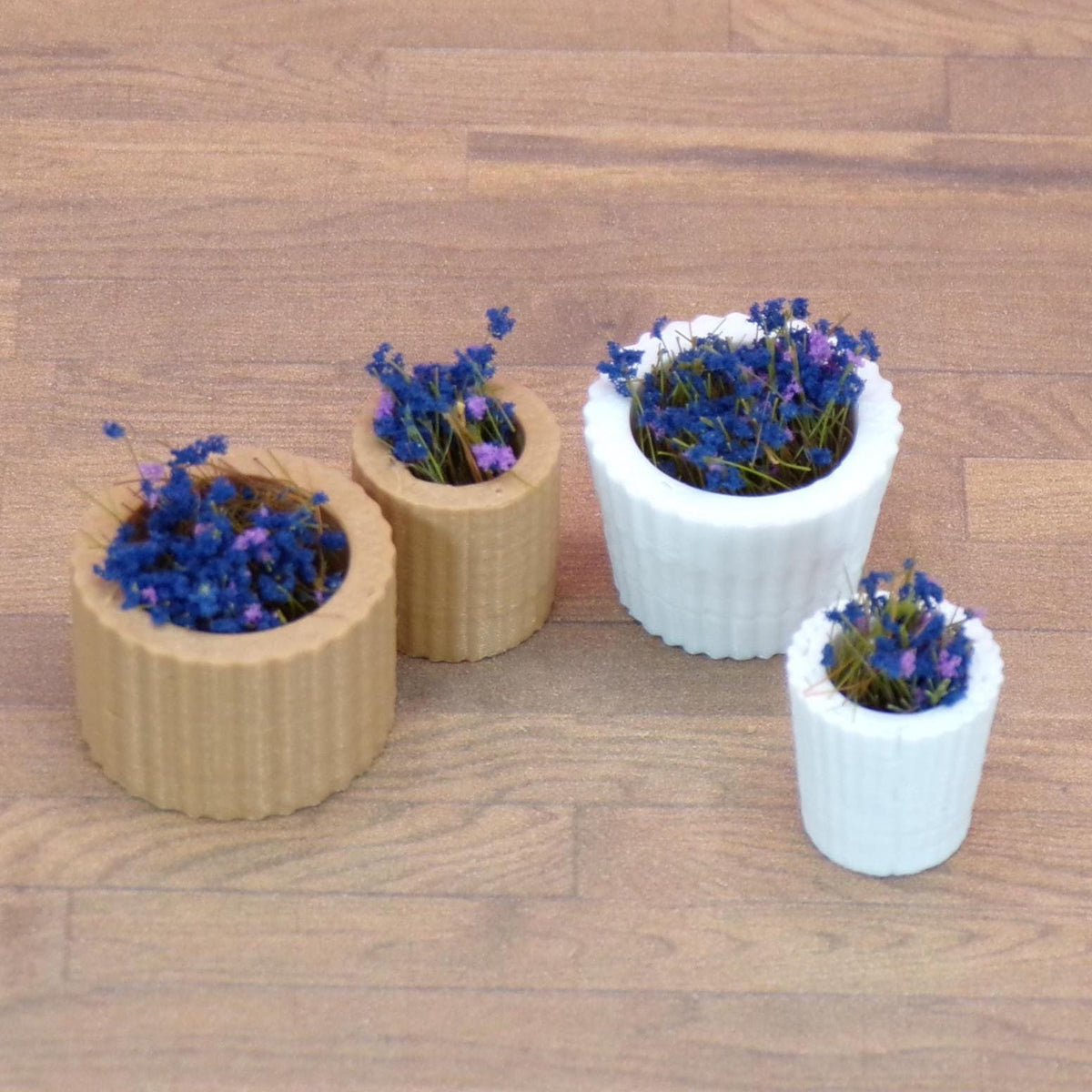 Indoor Flowerpots – 1:24 Scale Miniature - 3 Sizes to Choose From - MstrcrftMinis - 1424