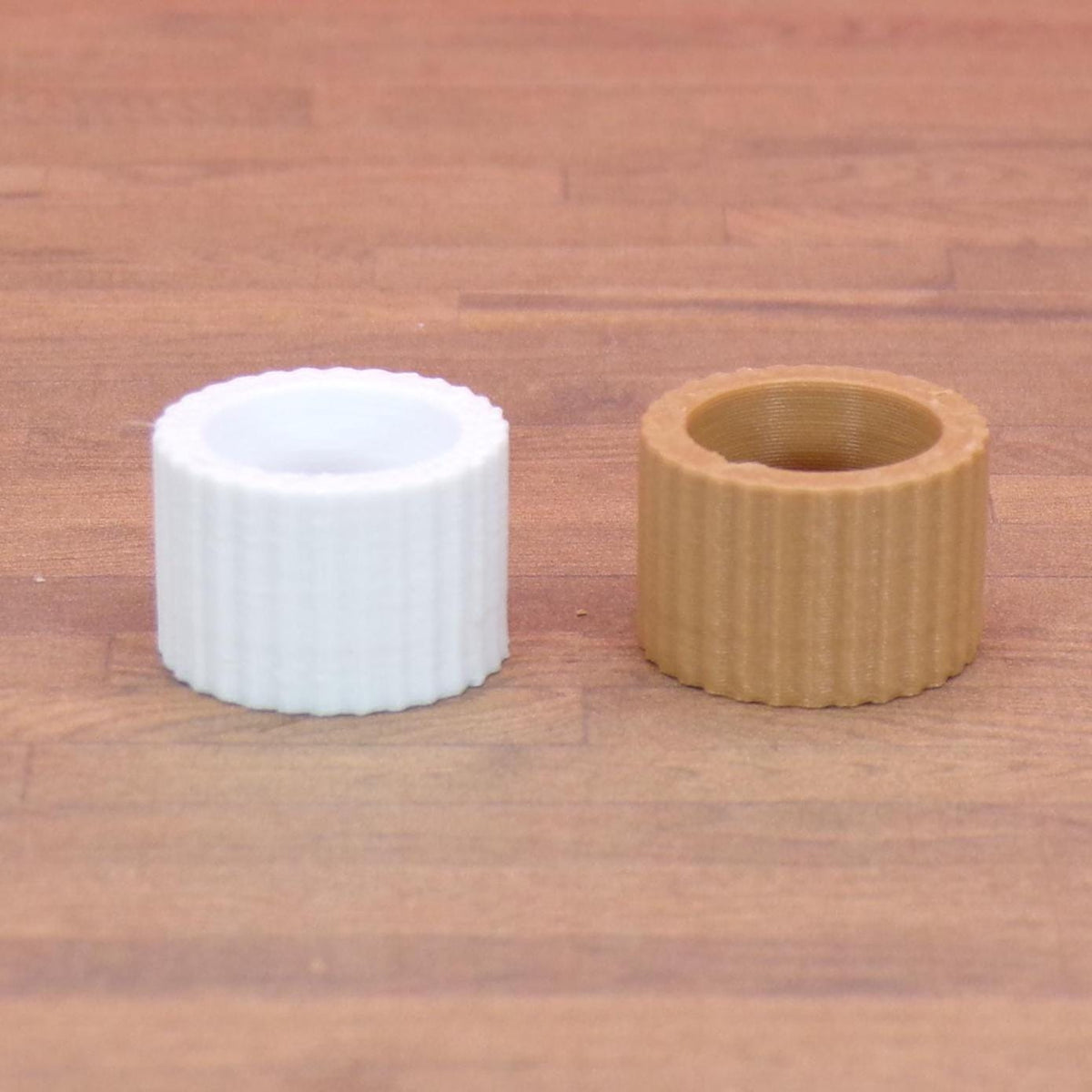 Indoor Flowerpots – 1:24 Scale Miniature - 3 Sizes to Choose From - MstrcrftMinis - 1424