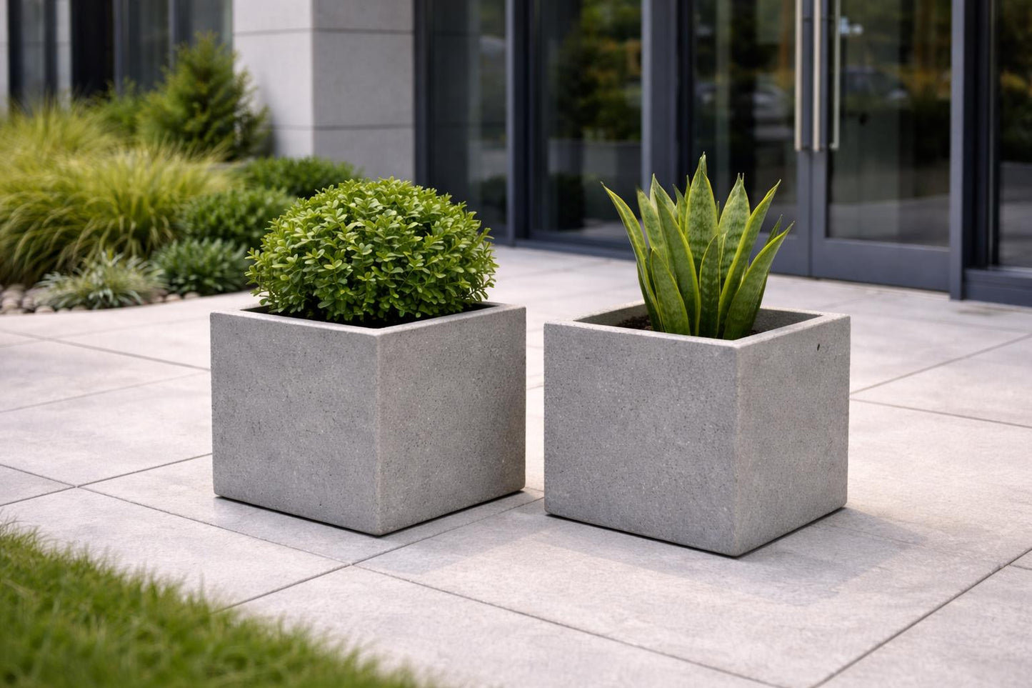 Industrial Concrete Planter Set of 2 – 1:24 Scale Miniature - MstrcrftMinis - 1333