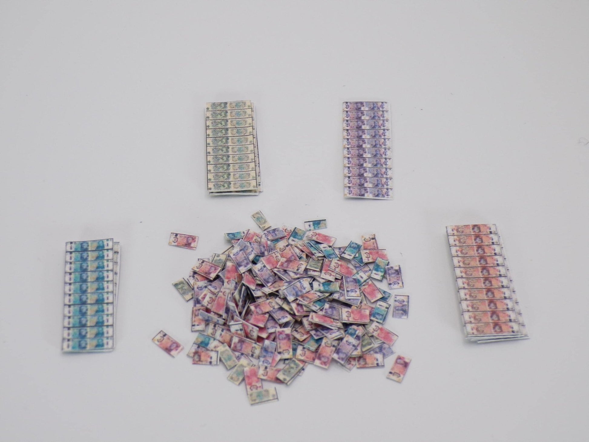 It's All About the Money, Money, Money - 1:24 Scale Stacks of Money - British Pound - MstrcrftMinis - 1038 - GBP