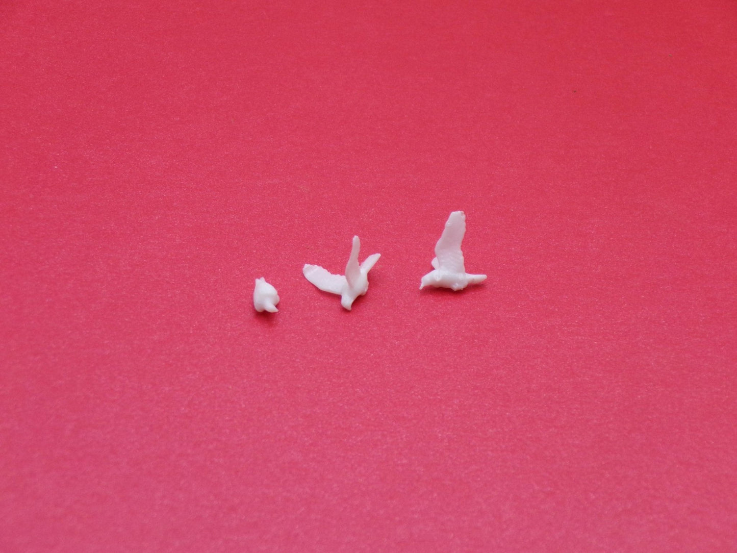 Pigeons (3) – 1:24 Scale Miniature - MstrcrftMinis - 1405