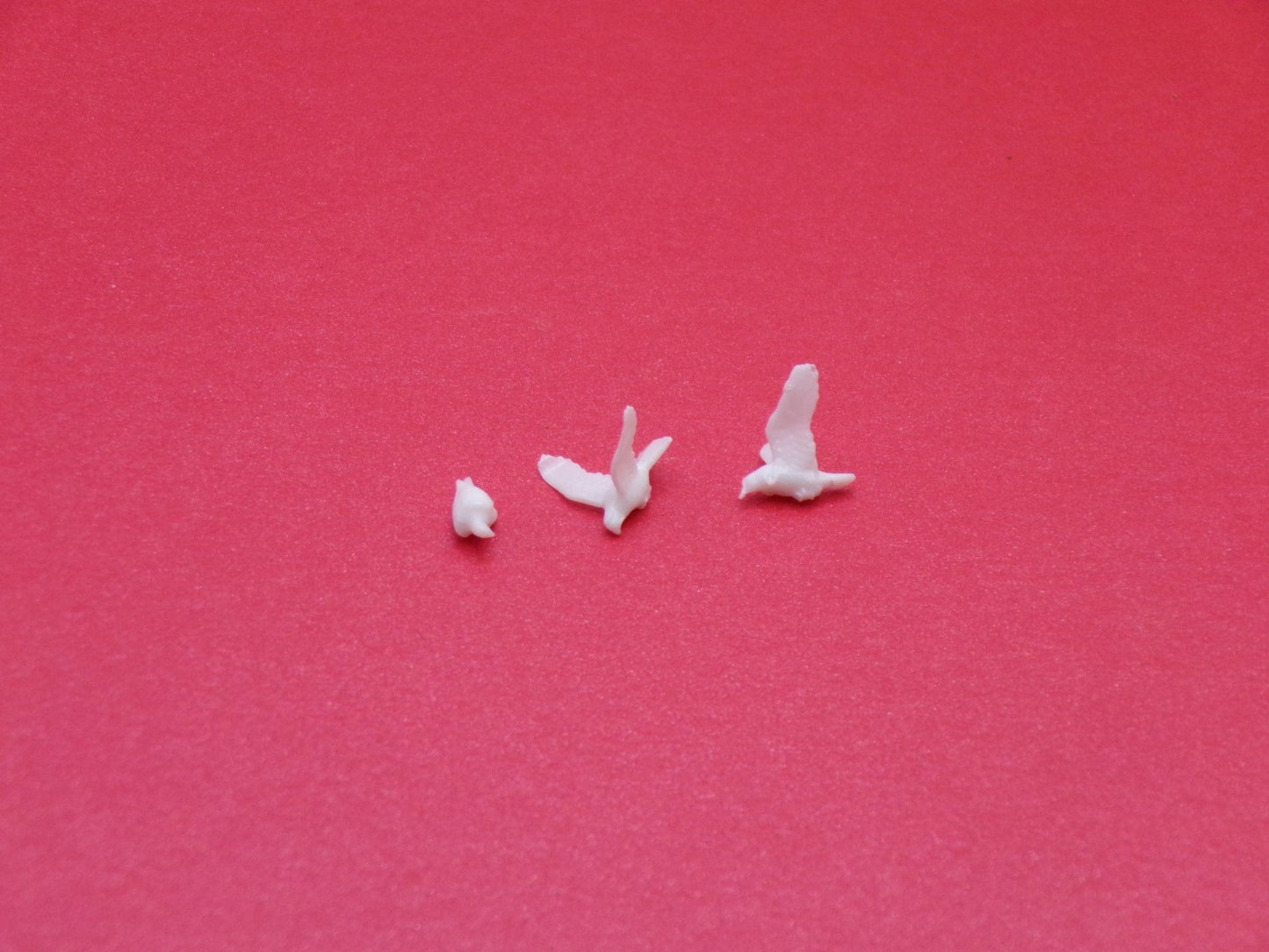 Pigeons (3) – 1:24 Scale Miniature - MstrcrftMinis - 1405