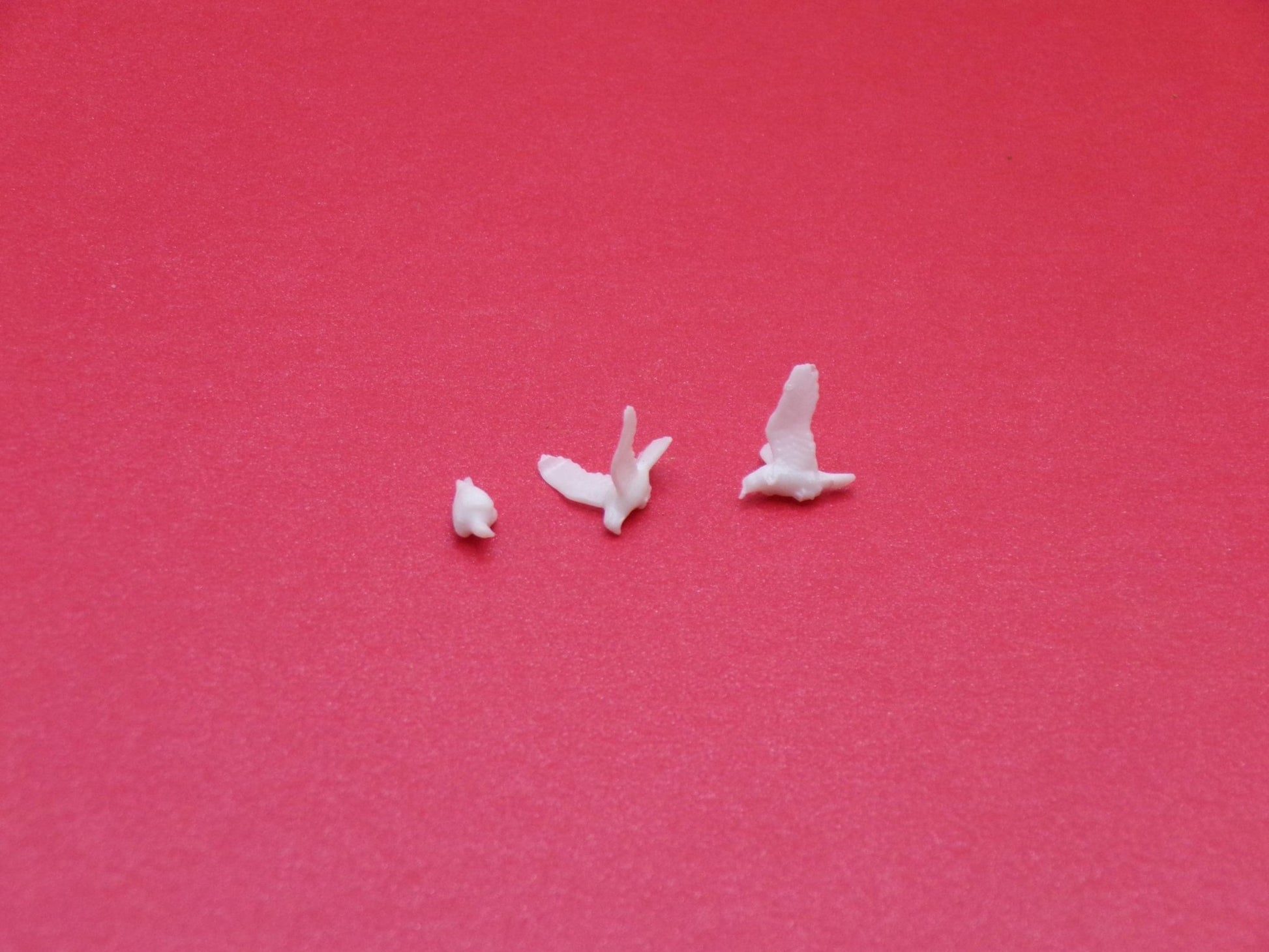 Pigeons (3) – 1:24 Scale Miniature - MstrcrftMinis - 1405