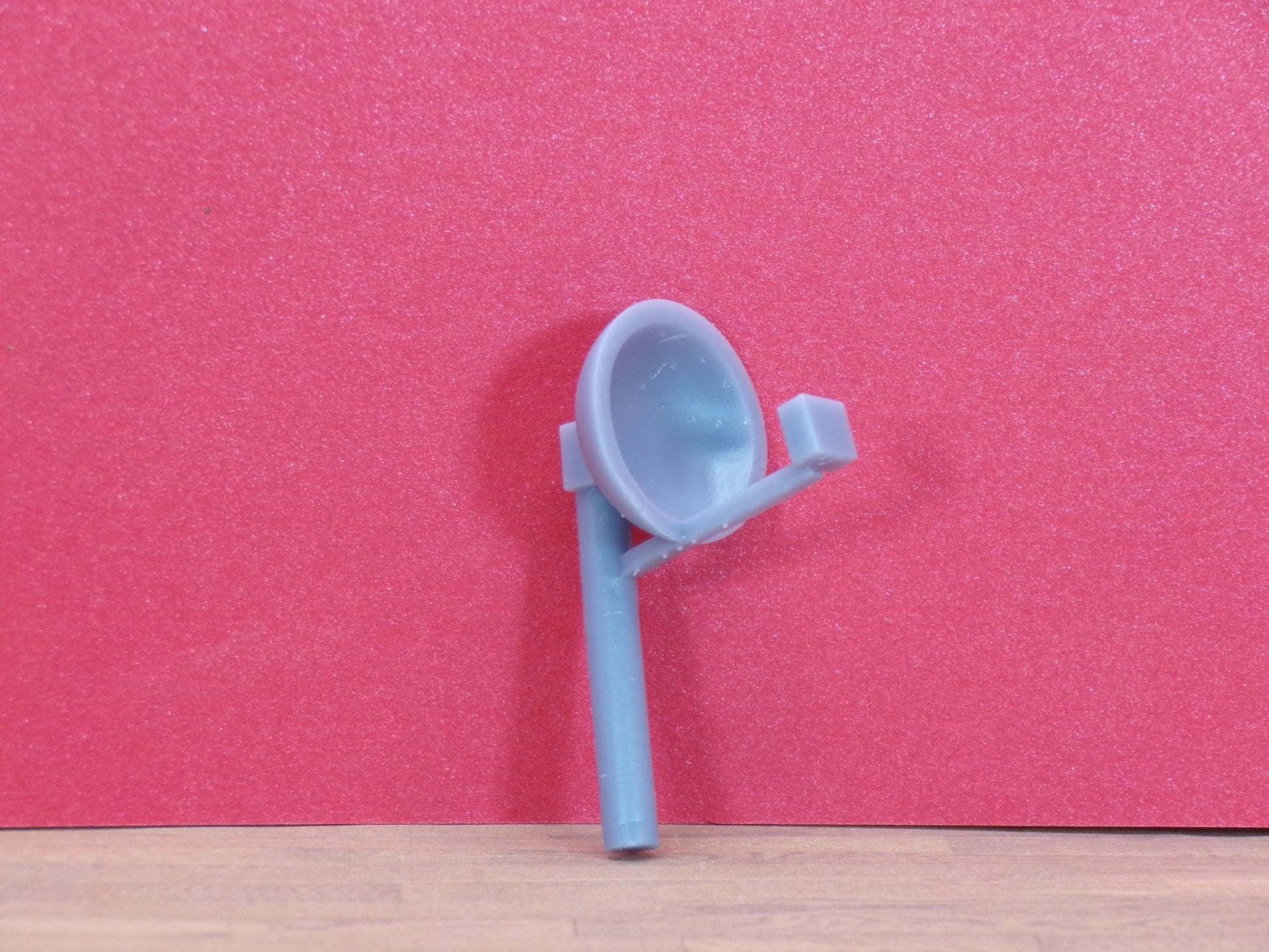 Residential Satellite Dish – 1:24 Scale Miniature - MstrcrftMinis - 1353