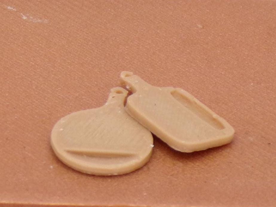 Set of 2 Charcuterie Boards – 1:24 Scale Miniatures - MstrcrftMinis - 1319