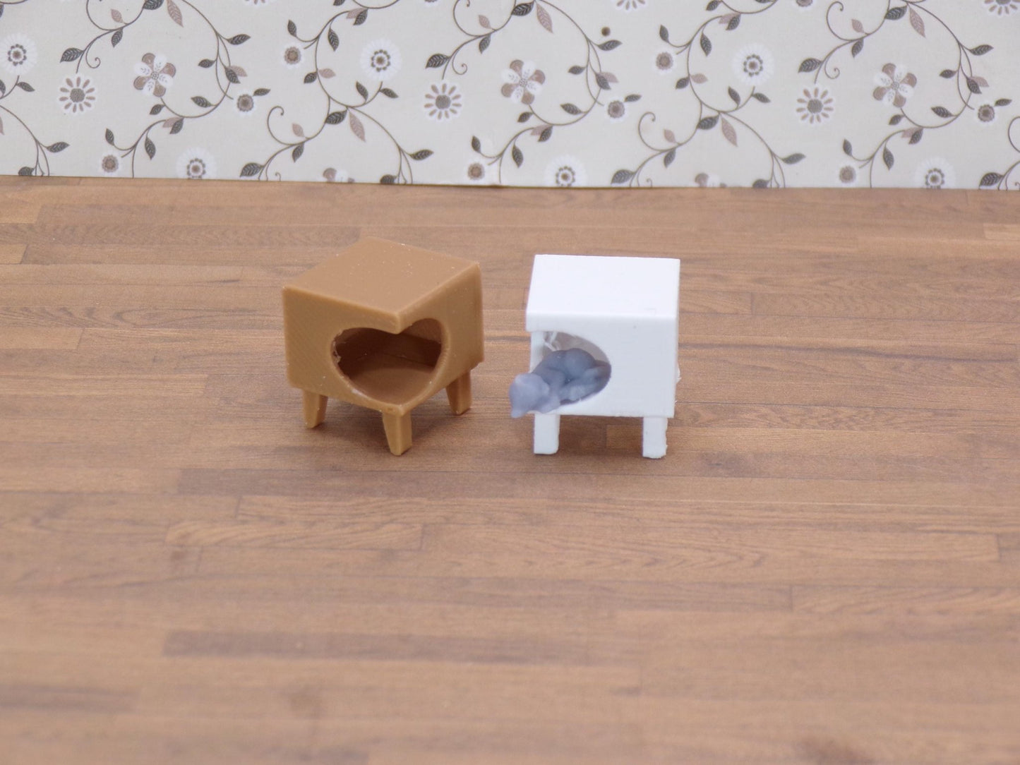 The Cat Cave – 1:24 Scale Miniature | 1/25 Scale | G Scale - MstrcrftMinis - 1301